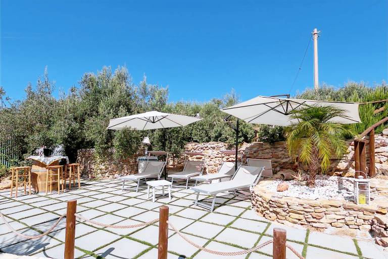 Fully equipped villa with yard, fast internet & hot tub | Garden view | Suitable for remote work | Dogs allowed — photo 3