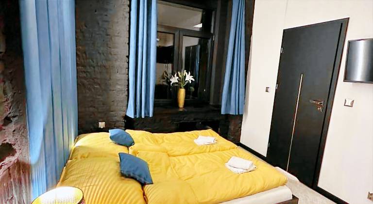 Rental apartment with 2 rooms for 6 persons in Lódz