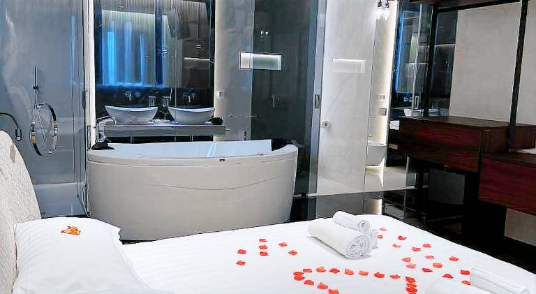 Saretta Luxury Suites in Cagli