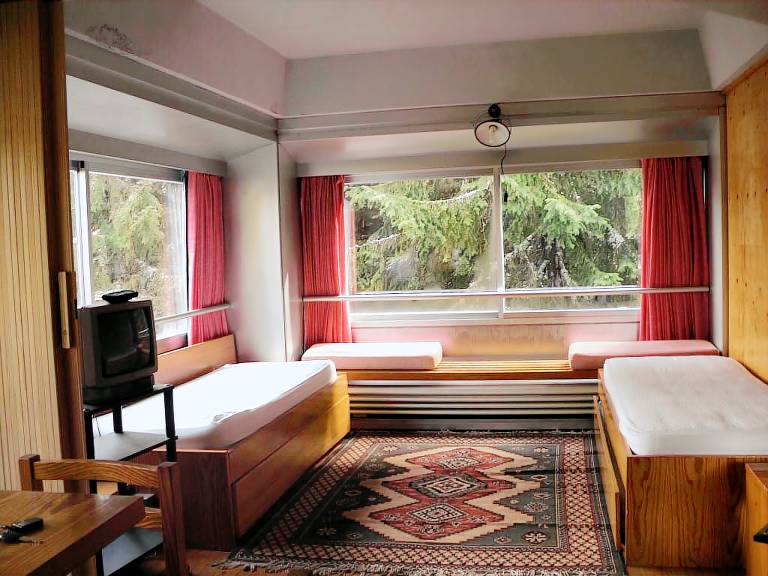 Family-friendly wonderful rental apartment with private pool | Next to the ski | Pets are welcome — photo 5