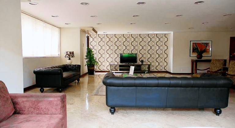 Apartment with pool | Pet-friendly — photo 4