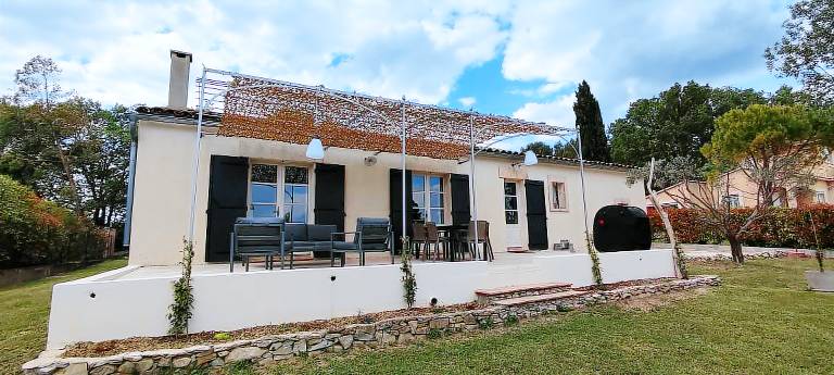 Maison de vacances Montaren-et-Saint-Médiers