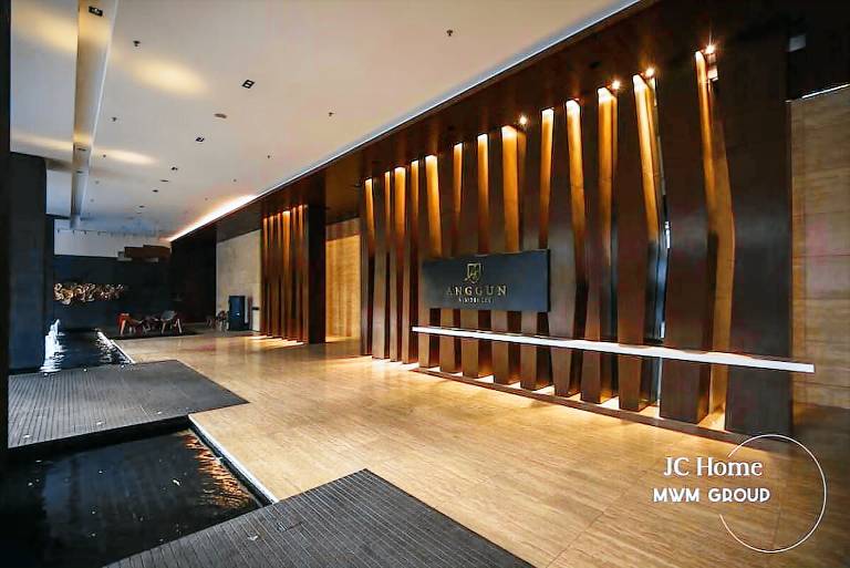 House with pool, jacuzzi & patio | Close to Kuala Lumpur Tower | Perfect for remote work | Pet-friendly — photo 5
