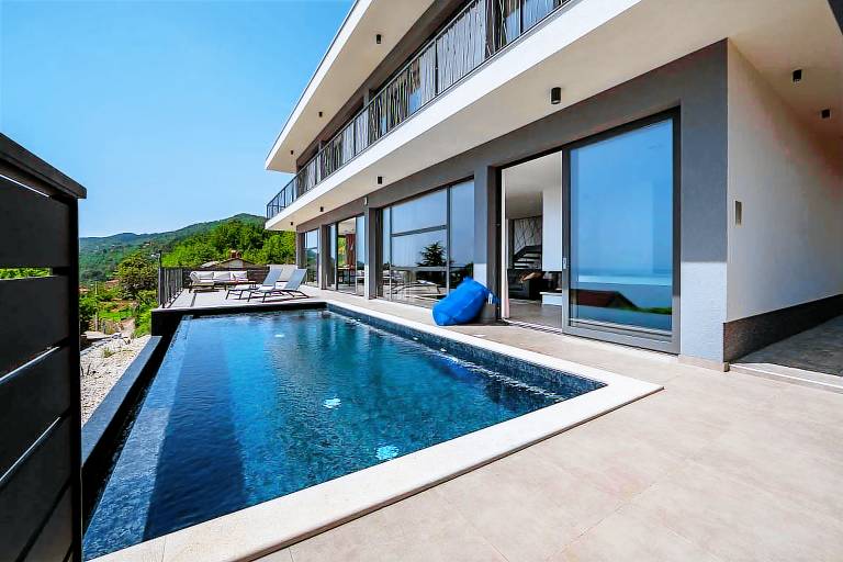 Villa Grand Vision - modern luxury villa with a private pool, sea views and 5 bedrooms by MyWaycation — photo 5