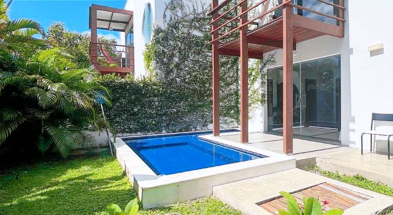 Villa with pool — photo 2