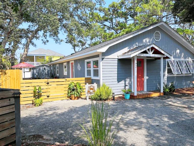 House Oak Island