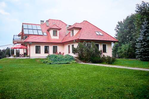 Apartament z hotelowymi udogodnieniami Maniowy