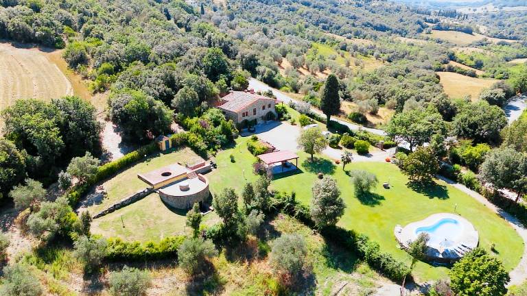 Children-friendly house with grill, private pool & garden | Pets allowed — photo 2