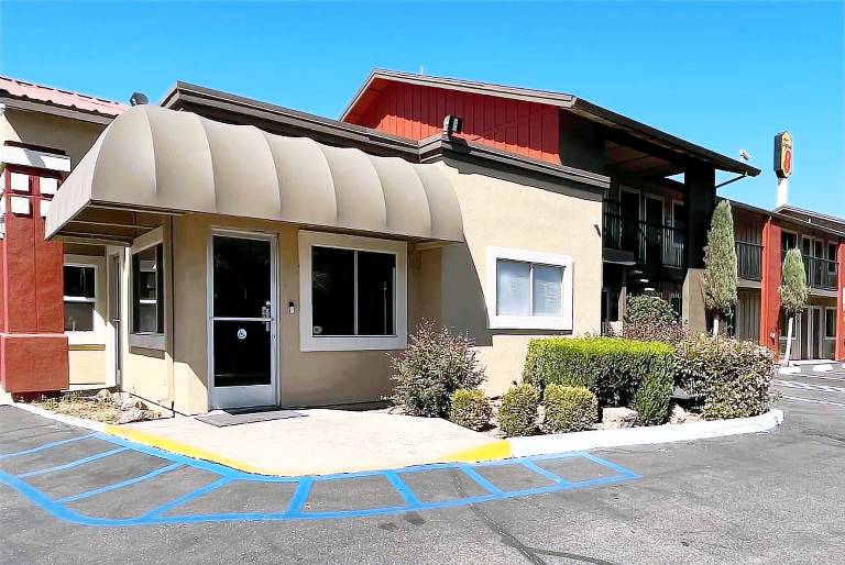 Motel  Red Bluff