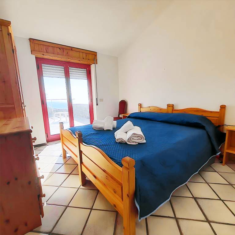 Villa 'Bea Holiday Home with Sea View', Private Terrace and Garden — photo 3