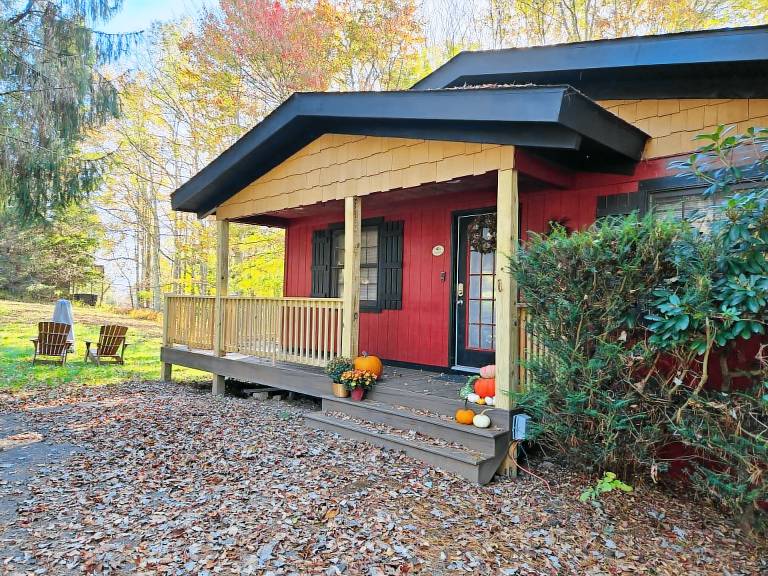 Chalet Davis