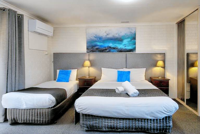 Motel  Frankston