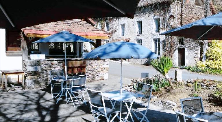 Hotel Restaurant Les Gorges de Chouvigny — photo 5