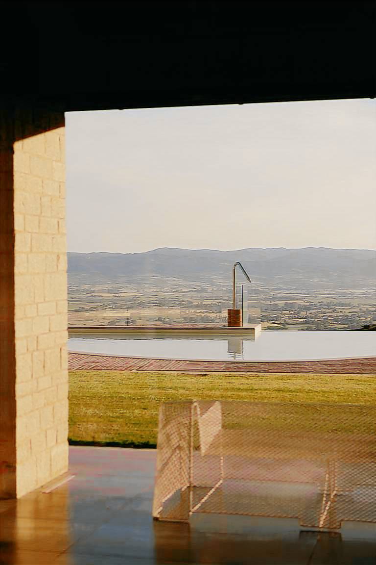 Holiday apartment with private pool, terrace & yard — photo 4