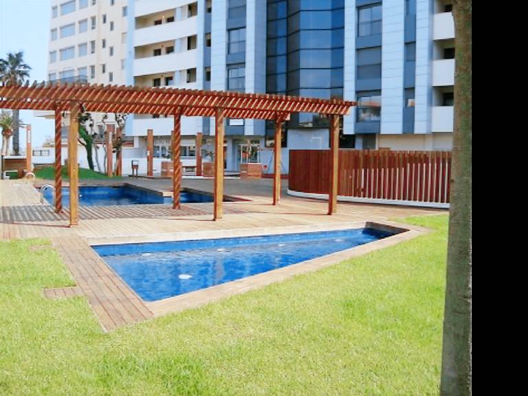 Rental apartment with pool, terrace & yard | Sea view — photo 4