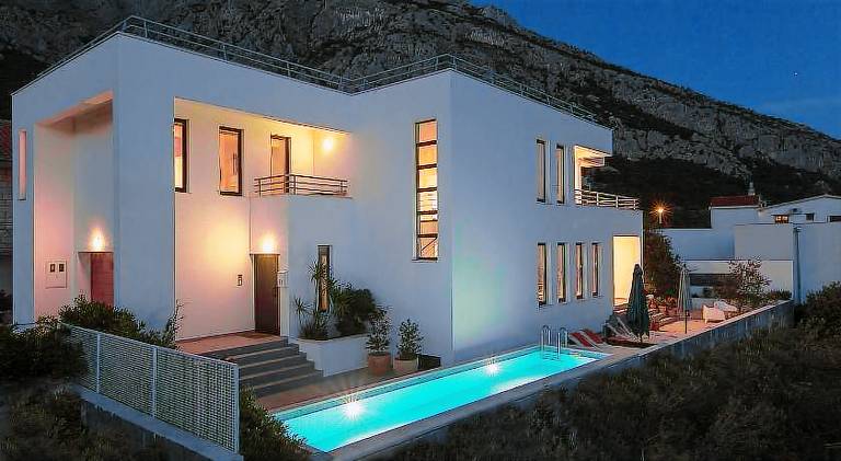 Villa with pool | Pet-friendly — photo 3