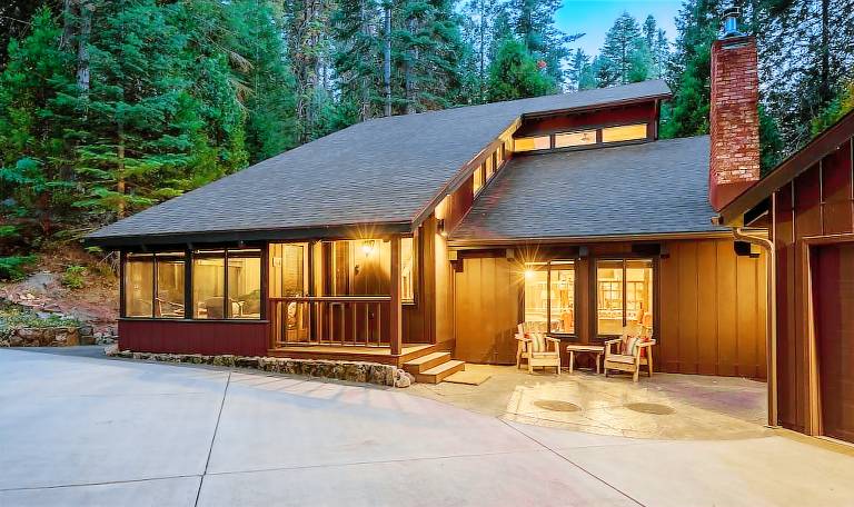 Lodge Fish Camp