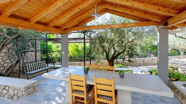 Villa with private pool, garden & terrace — photo 4