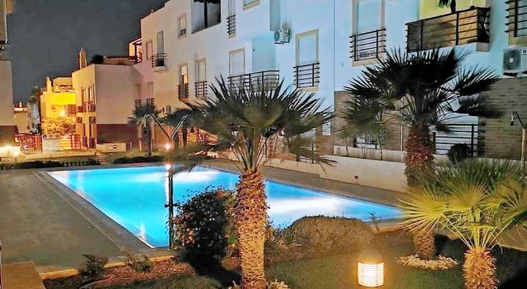 Holiday apartment with BBQ, terrace & garden — photo 2
