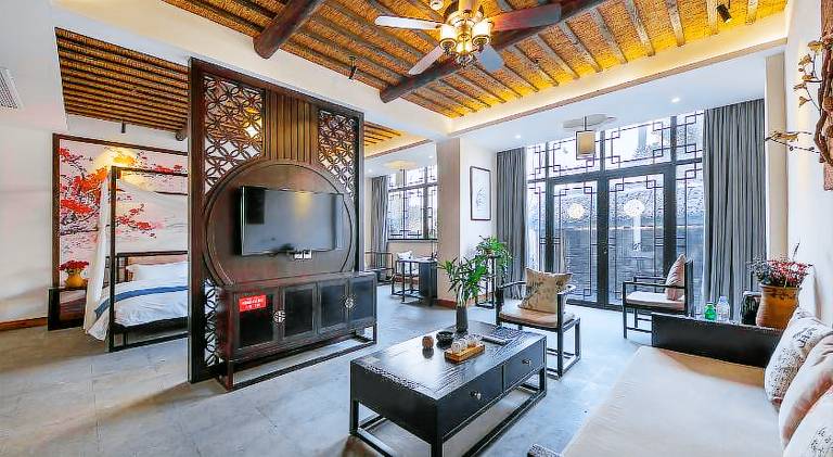 Ting Jian·Musu Private Soup Design Homestay (South Gate of Wuzhen Xizha Scenic Area) — photo 2