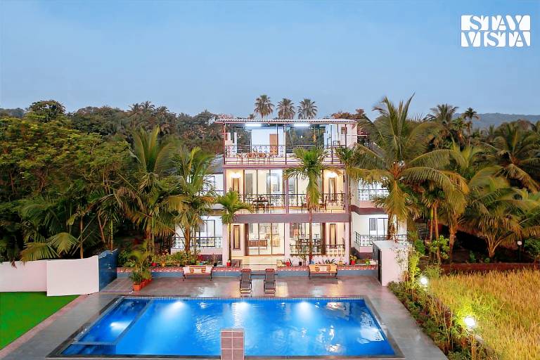 Villa with private pool & garden — photo 3