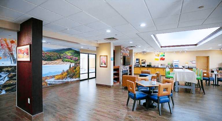 Quality Inn & Suites Boone - University Area — photo 3