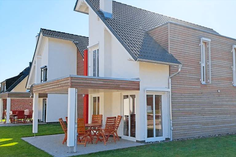 Fully equipped house with sauna, yard & barbeque | Pets allowed — photo 2