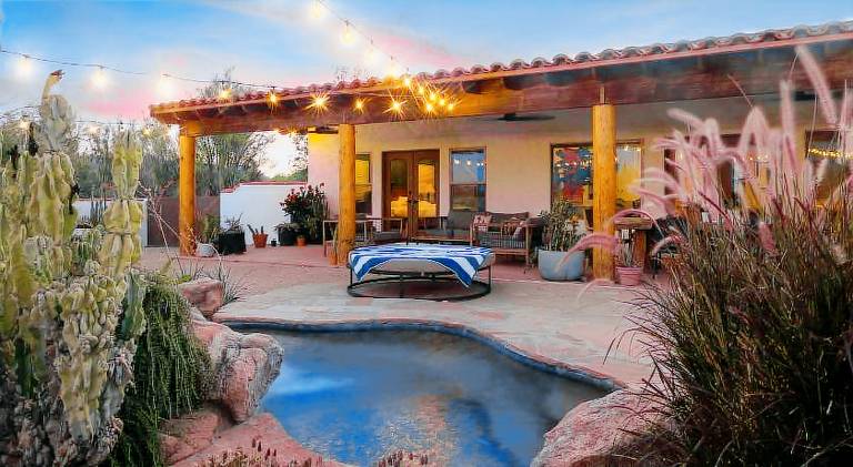 Villa with pool — photo 5