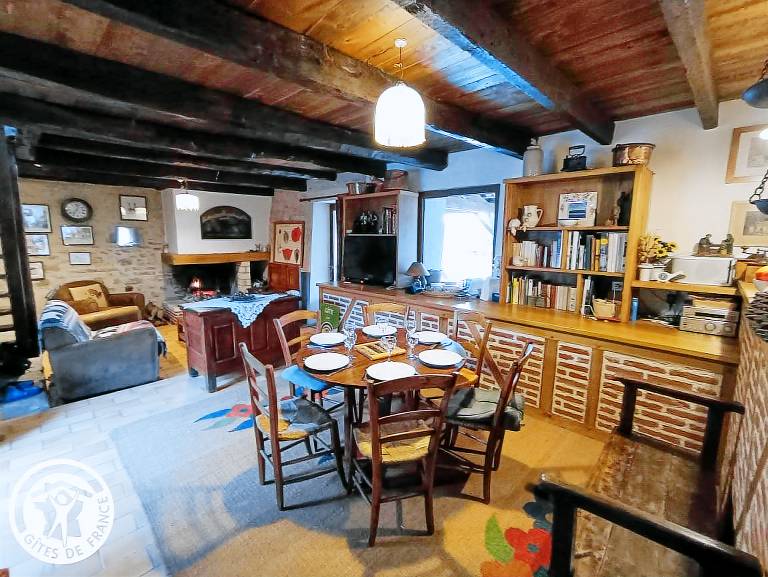 Gite with private pool, grill & terrace — photo 4
