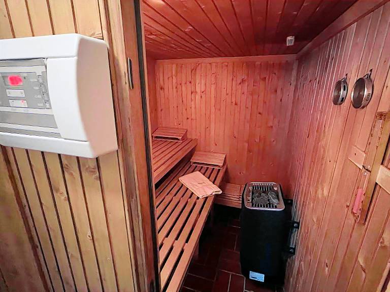 Rental apartment with garden, terrace & sauna — photo 4