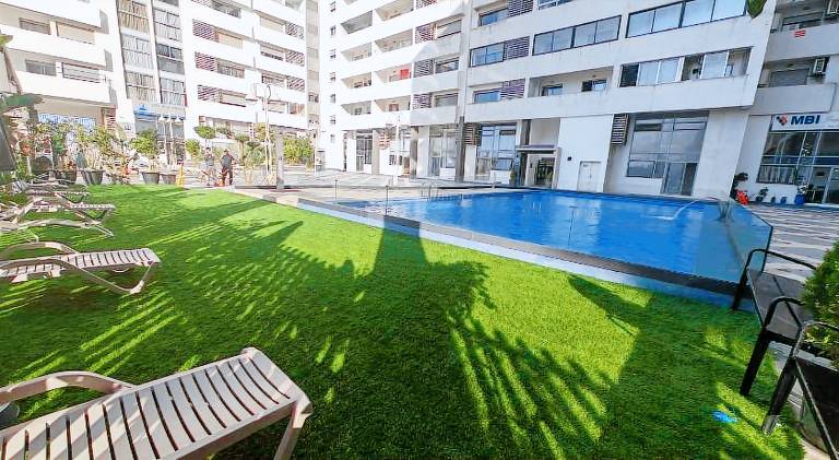 Beautiful rental apartment with hot tub, garden & pool | Pets allowed — photo 4