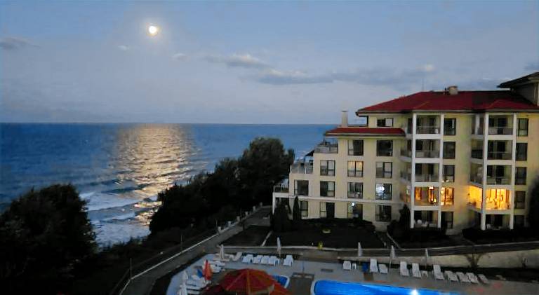 Апартаменти Бяла Биич - Apartments Byala Beach — photo 4
