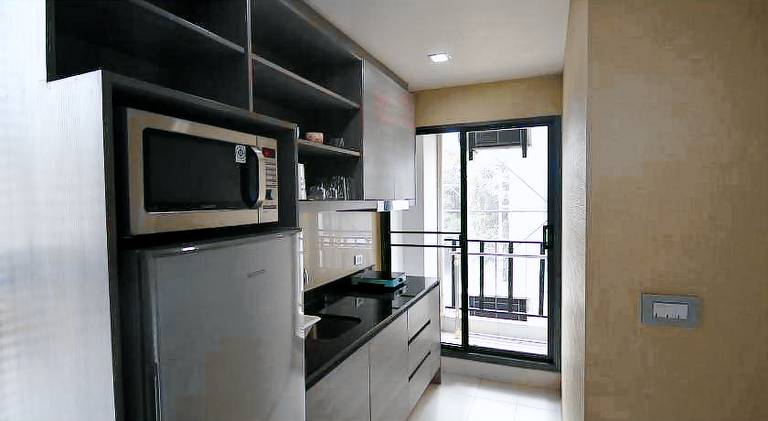 Beautiful rental apartment with yard, terrace & pool | Perfect for remote work | Dogs allowed — photo 5