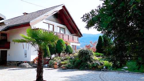 Apartma  Podnart
