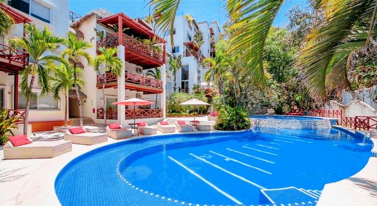 Beautiful vacation home with pool | Dogs allowed — photo 3
