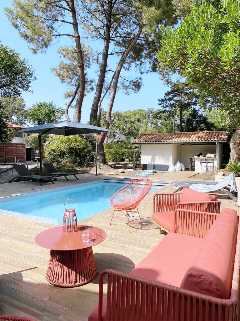 Family-oriented house with private pool, terrace & grill | Good for workation | Pet-friendly in Dax