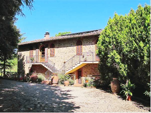 Pleasant house with pool, barbecue & yard | Pets allowed in Poggibonsi