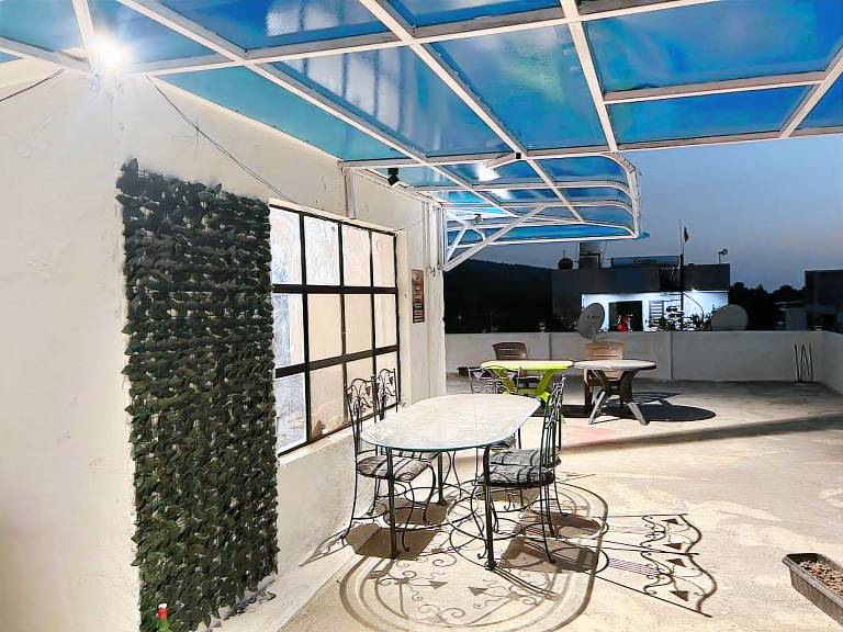 Villa with terrace — photo 4