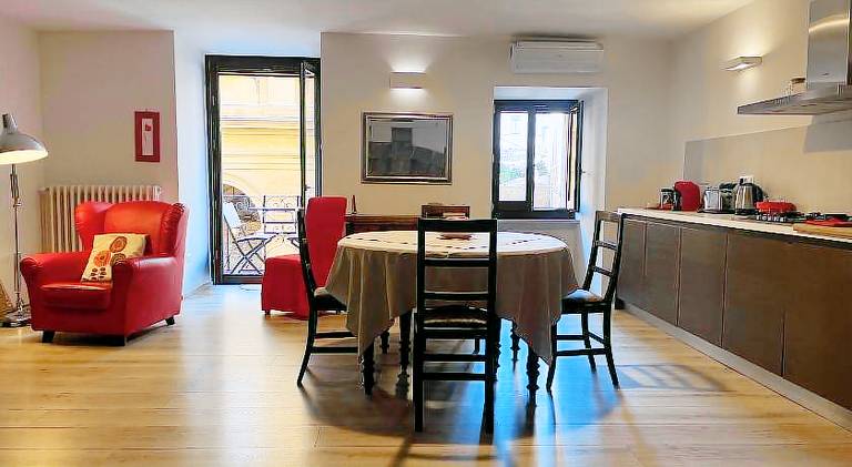 Rental apartment with 2 rooms for 6 persons — photo 4