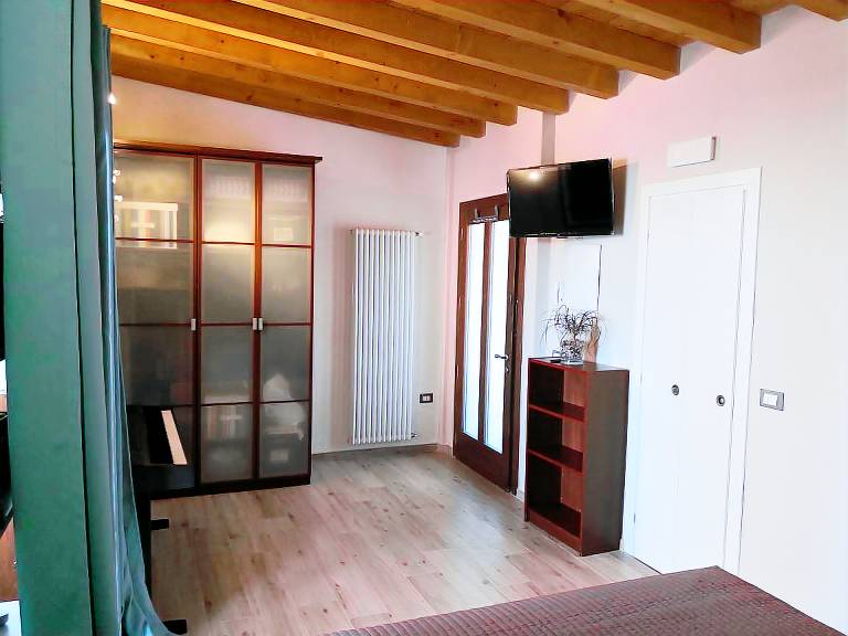 Apartment with yard, barbecue & patio | Lake view | Good for workation — photo 3