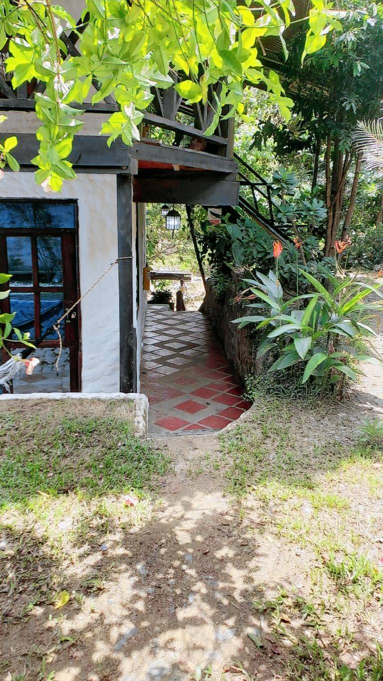 Vacation home with pool & garden — photo 3