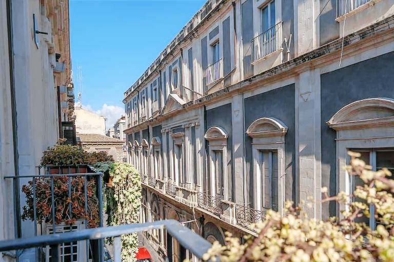 Bed & Breakfast  Catania