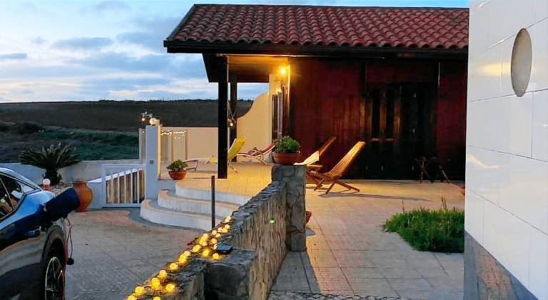 Holiday apartment with yard, barbeque & terrace — photo 4