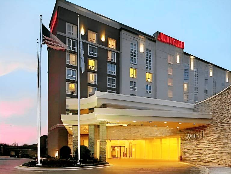 Macon Marriott City Center in Macon