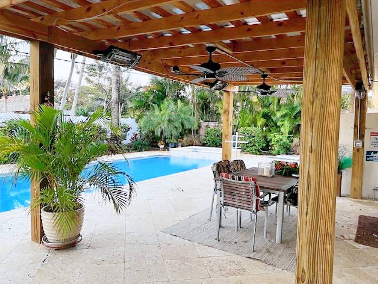 House Pompano Beach