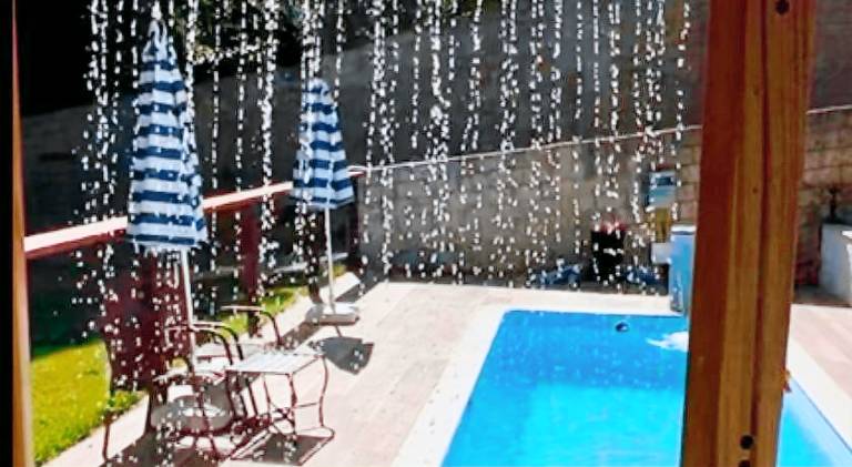 Lovely lodge with pool, garden & barbeque | Perfect for remote work | Pet-friendly — photo 3