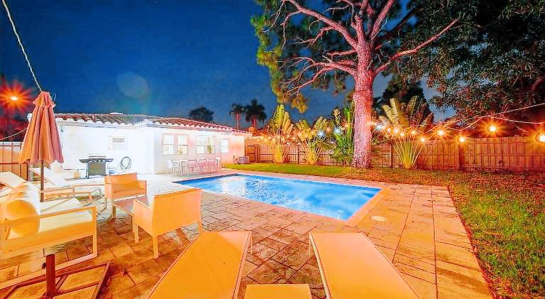 Vacation home with patio, private pool & garden | Good for workation — photo 5