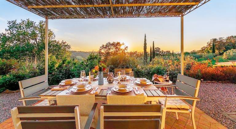 Villa with barbeque, garden & private pool | Dogs allowed — photo 4