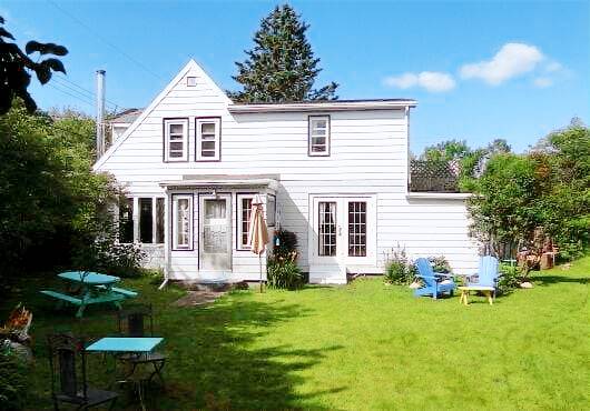 House Herring Cove