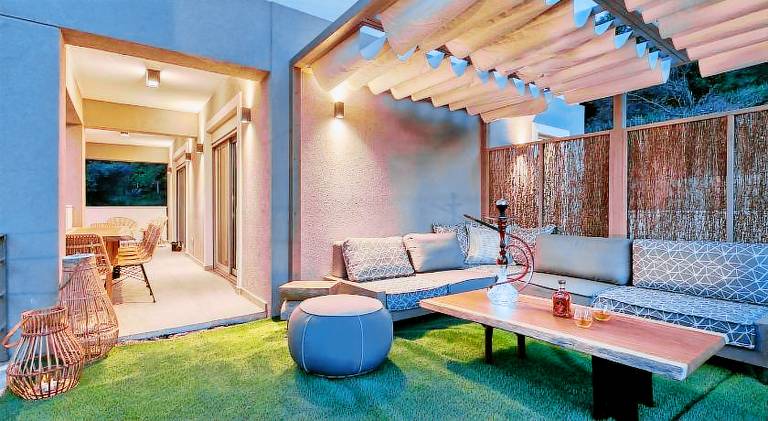 Family-oriented nice villa with private pool, barbecue & patio | Pets are welcome — photo 4